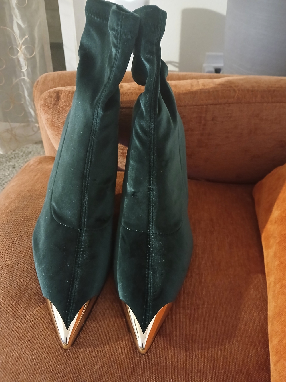 & Other Stories Emerald Green Velvet Pointed Ankle Boots with Gold Toe